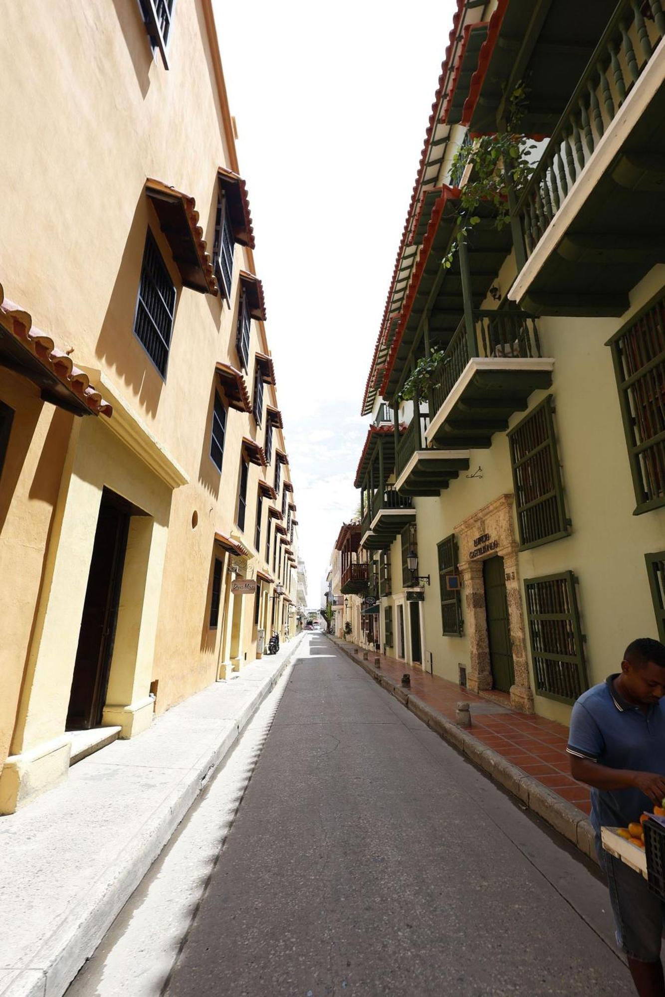 Laurdhomes Historic Center Plaza Santodomingo 3Bth Cartagena Bagian luar foto